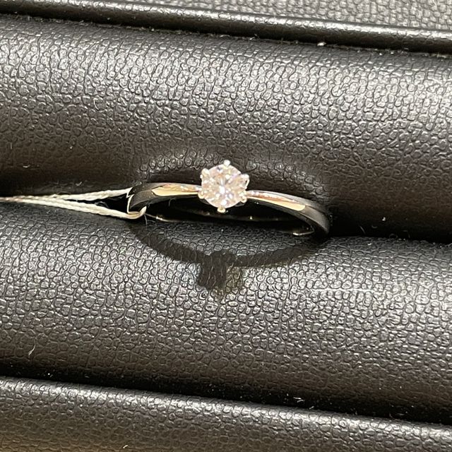 【TRECENTI(トレセンテ)の口コミ】 デザイン、ダイヤモンド、価格帯、思っていたものと出会えました。シンプ…