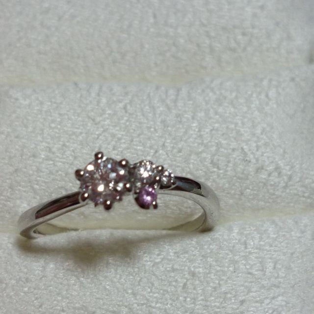 【LUCIE(ルシエ)の口コミ】 オートクチュールの指輪を選びました。担当のデザイナ-さんが、詳しく二人…