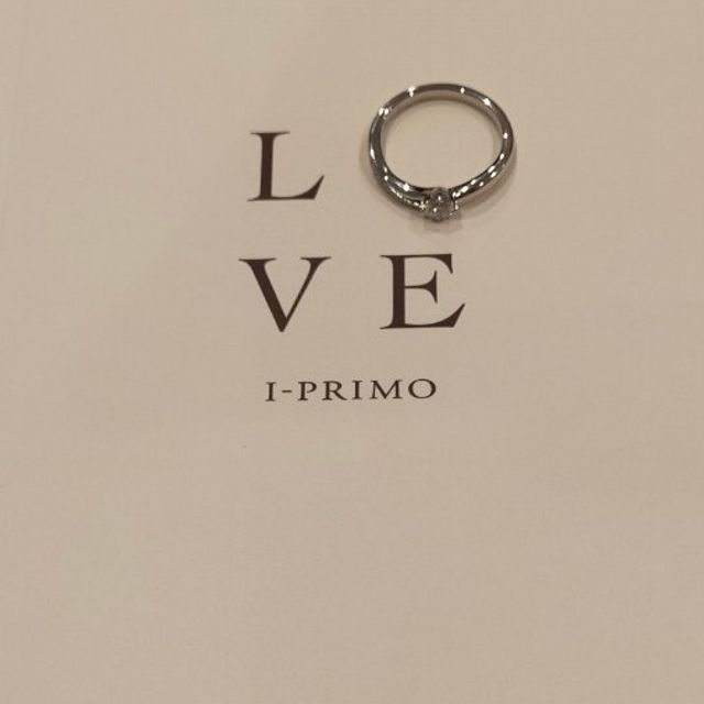 【アイプリモ(I-PRIMO)の口コミ】 上品で控えめな印象が決め手でした。
女性らしいウェーブラインです。
関…