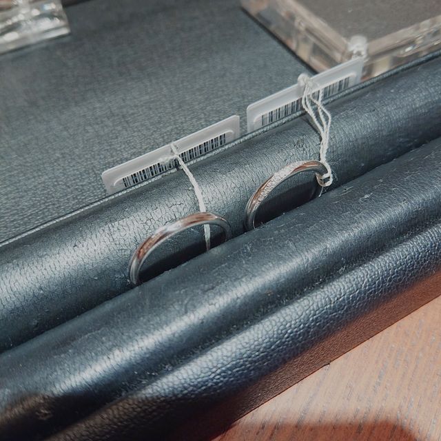 【TRECENTI(トレセンテ)の口コミ】 指輪のつけ心地が良く、手に馴染む感じがした。また、デザインがシンプル…