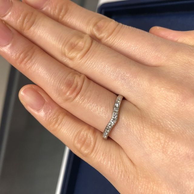 【銀座ダイヤモンドシライシの口コミ】 ダイヤモンドシライシさんはダイヤへのこだわりが強く感じられました。他…