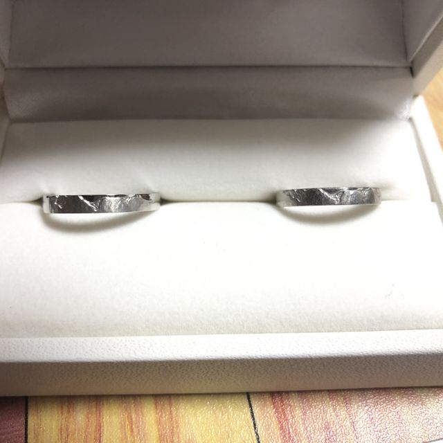 【Hamri(ハムリ)の口コミ】 既製品ではない指輪が欲しくて、山をモチーフにした指輪に惹かれました。…