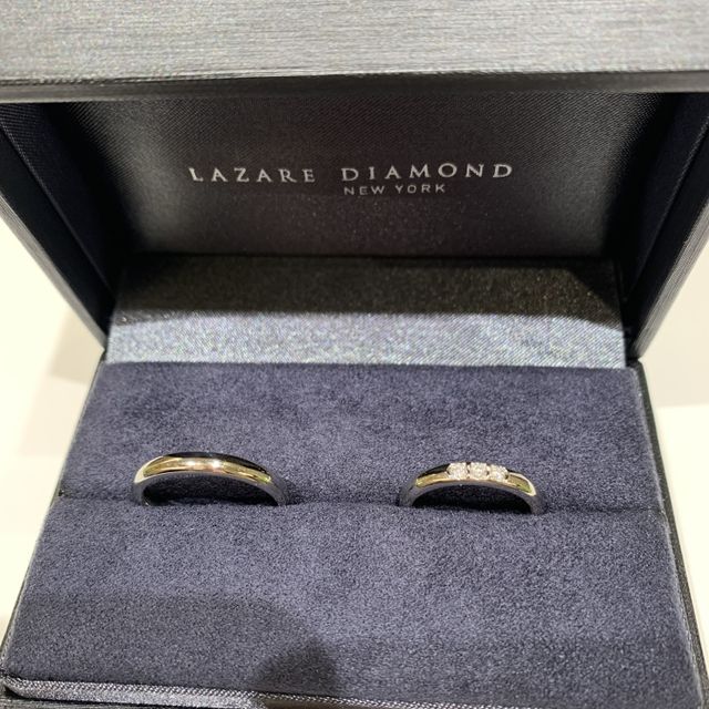 【ラザール ダイヤモンド(LAZARE DIAMOND)の口コミ】 指輪のデザインは、10年・20年先でも違和感なく着けられるシンプルなタイ…