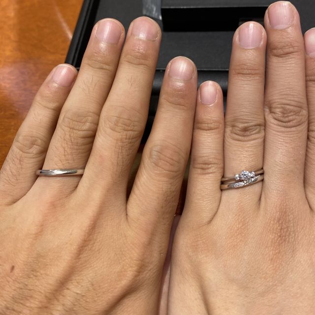 【TRECENTI(トレセンテ)の口コミ】 メレダイヤのデザインを探していました。どの方向からみても均等にダイヤ…