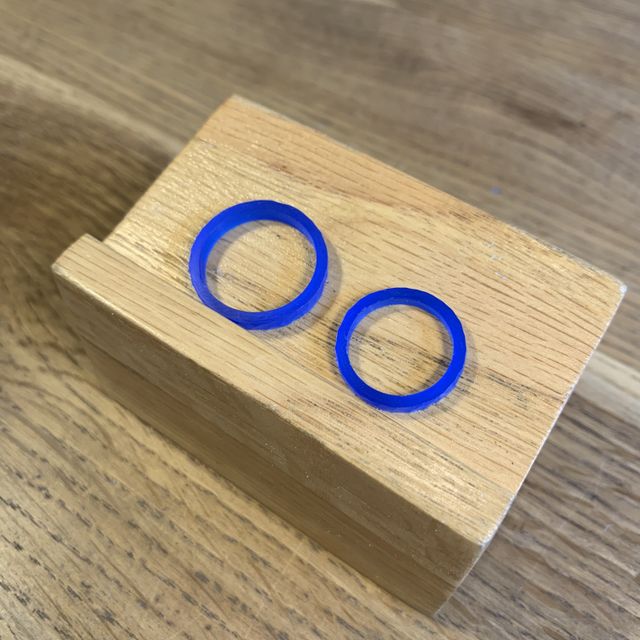 【CRAFY(クラフィ)の口コミ】 デザインはおしゃれかつシンプルにしたかったので、ブラウンゴールドで、…