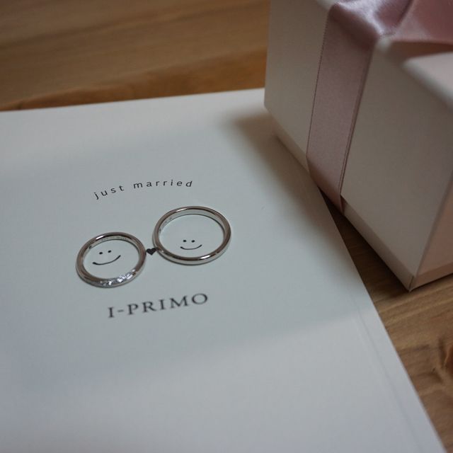 【アイプリモ(I-PRIMO)の口コミ】 指が短いので長くて細く見える物を探していました。
ウェーブもいいなと思…