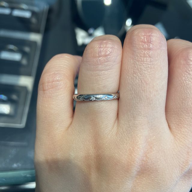 【エクセルコダイヤモンド(EXELCO DIAMOND)の口コミ】 HPを見て、あまり他のお店にはないデザインが多かったので見に行きました…