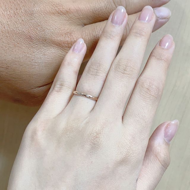 【BAUM(バーム)の口コミ】 シンプルで目立ちすぎず邪魔にならないデザインに惚れました
色黒のためゴ…