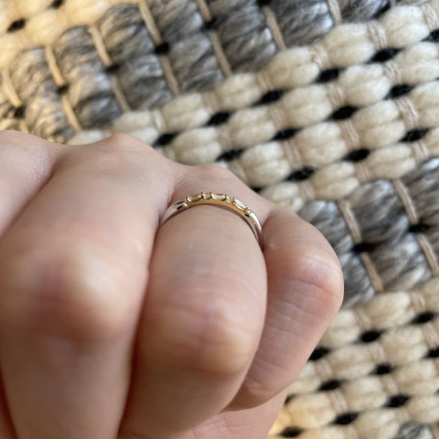 【PORTADA(ポルターダ)の口コミ】 指輪のデザインに一目惚れしました。四角いダイヤがついている指輪は珍し…