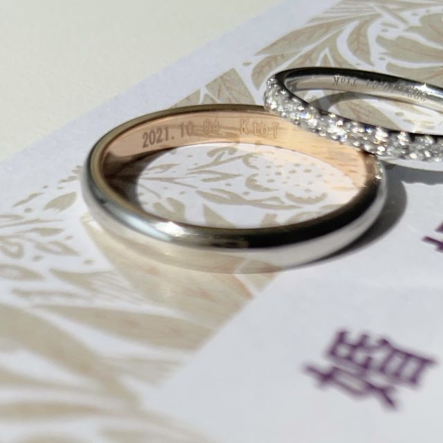 【PORTADA(ポルターダ)の口コミ】 レディースの方はダイヤが入ったものが欲しかったので、
ハーフエタニティ…