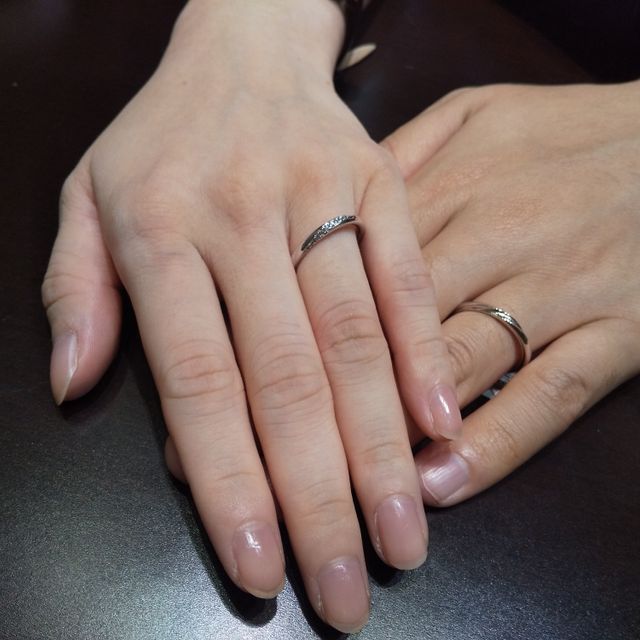 【TRECENTI(トレセンテ)の口コミ】 つけ心地の良さとデザインで決めました！ストレートのデザインや、V字のデ…