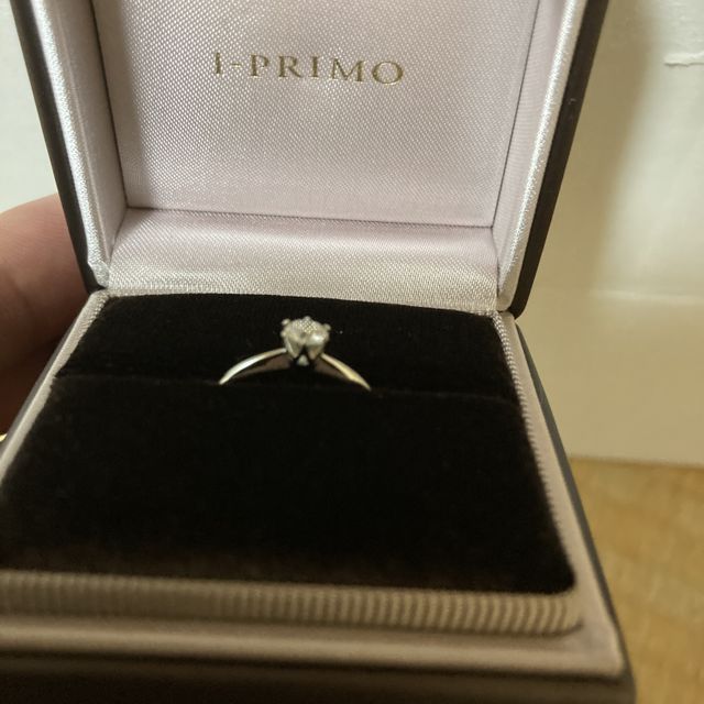 【アイプリモ(I-PRIMO)の口コミ】 シンプルでデザインがとても繊細で良かった！
シリウスという名の指輪で意…