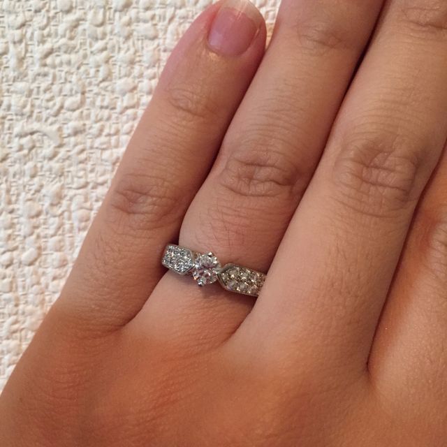 【ショーメ(CHAUMET)の口コミ】 結婚にあたり、様々なブランド店舗をめぐりました。２０以上は行ったと思…