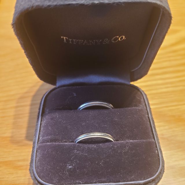 【ティファニー(Tiffany & Co.)の口コミ】 昔からあるデザインで私たちの親世代？くらいの店員さんも結婚指輪として…
