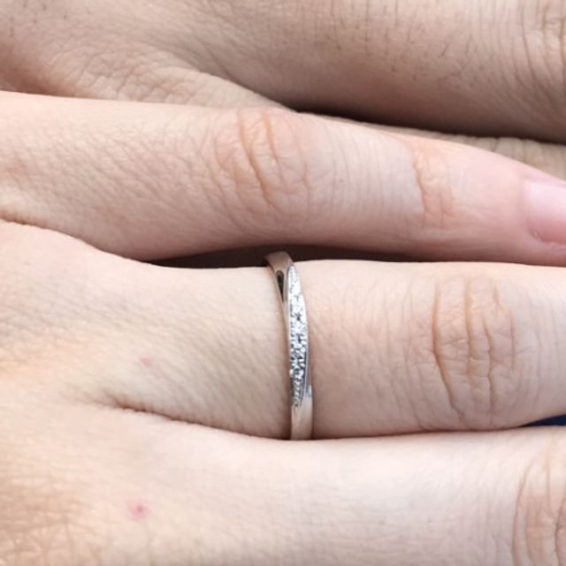 【GALA JEWELRY(ガラジュエリー)の口コミ】 金属の品質、ダイヤモンドの品質などに対して価格がリーズナブルであり、…