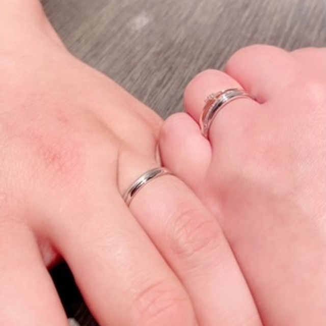 【宝寿堂(ほうじゅどう)の口コミ】 指が太いので、あまり細い指輪ではなく指がスッキリ見えるものをと思って…