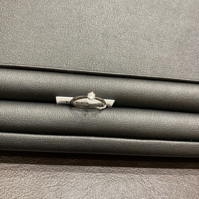 【TRECENTI(トレセンテ)の口コミ】 形は定番のものを中心に探しており、ほかの指輪も可愛いものがあったりし…