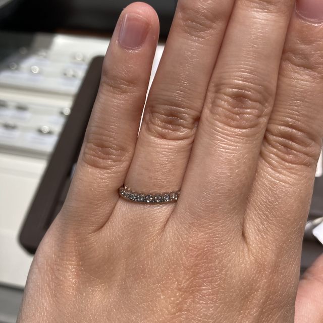 【アイプリモ(I-PRIMO)の口コミ】 王冠モチーフでとても可愛いかった。ダイヤモンドがキラキラして見るたび…