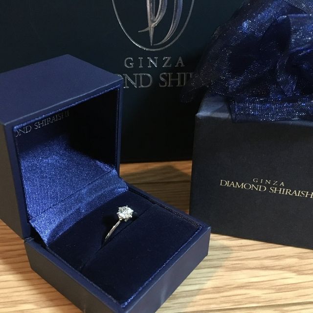 【銀座ダイヤモンドシライシの口コミ】 他ブランド含めて3件回って銀座ダイヤモンドシライシさんにしました。決め…