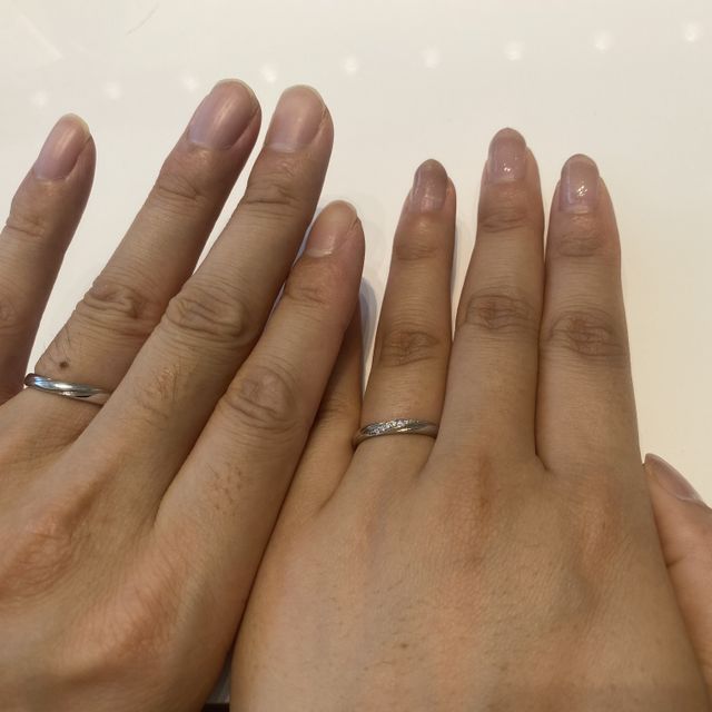 【4℃ BRIDAL(ヨンドシーブライダル)の口コミ】 指が太く、ぽっちゃりしているのがコンプレックスで、少しでも細く長く見…