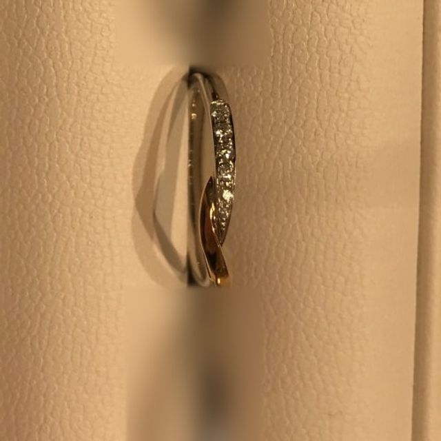 【サマンサティアラブライダル(Samantha Tiara Bridal)の口コミ】 ゴールドとプラチナのコンビネーションがスタイリッシュで上品な印象のリ…