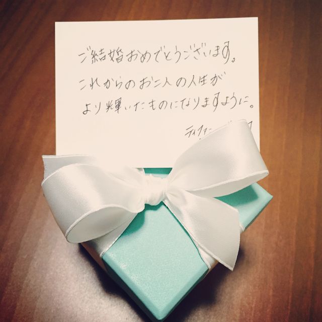 【ティファニー(Tiffany & Co.)の口コミ】 シルバー結婚指輪を探していました。デザインも太めのものから細めのもの…