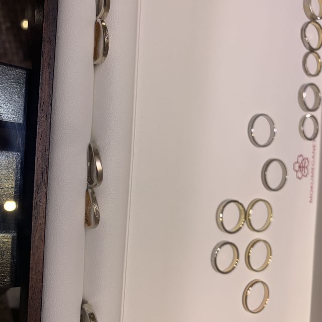 【杢目金屋(もくめがねや)の口コミ】 他とは被らない指輪を探していました！
木目模様という初めて聞くもので興…