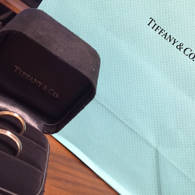 【ティファニー(Tiffany & Co.)の口コミ】 一目惚れです！
ストレートカットでシンプルなものを探しておりました。
…