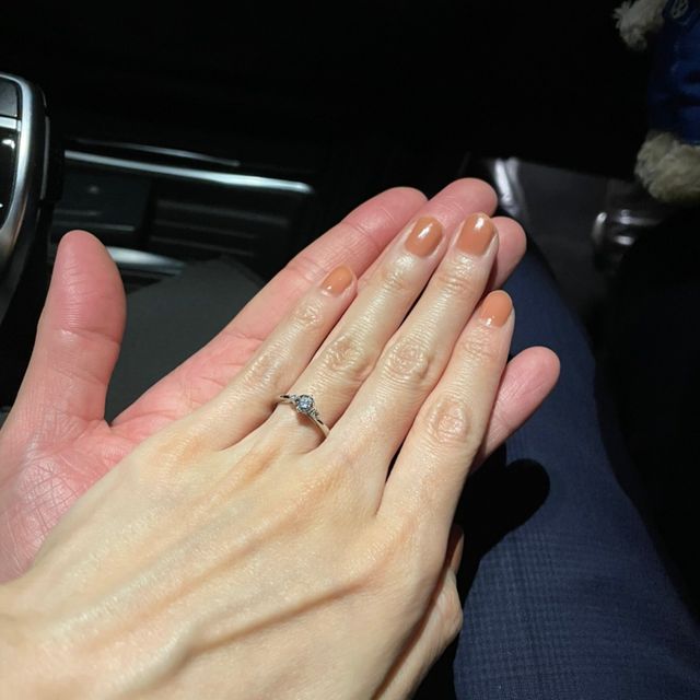 【ラザール ダイヤモンド(LAZARE DIAMOND)の口コミ】 環境によって見え方が様々で、どこでみてもキレイで素敵なダイヤモンドで…