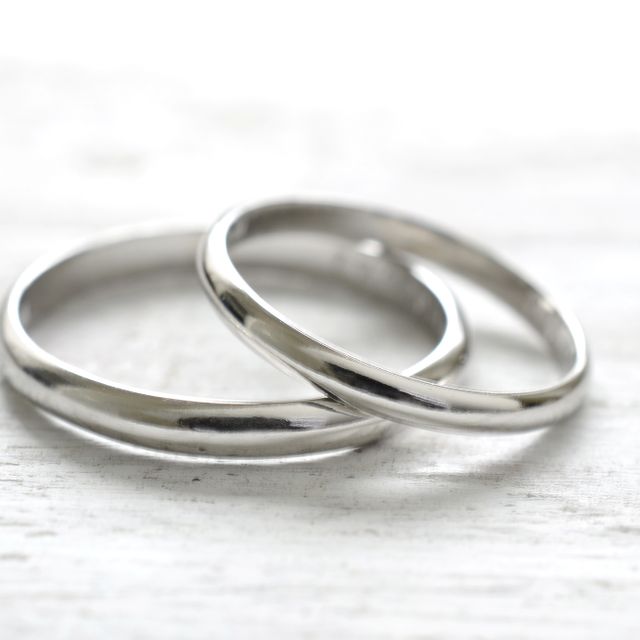 【湘南彫金工房 andfuseの口コミ】 デザインが合うかどうかを重視しました。
また、手作りなので良い思い出に…