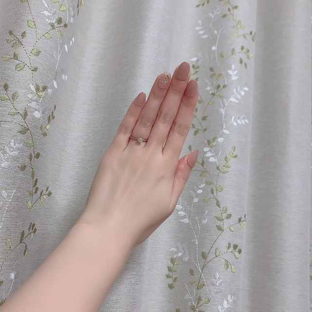 【ケイウノ ブライダル(K.UNO BRIDAL)の口コミ】 デザインのご提案が非常に素晴らしかった点です。こちらのざっくりとした…