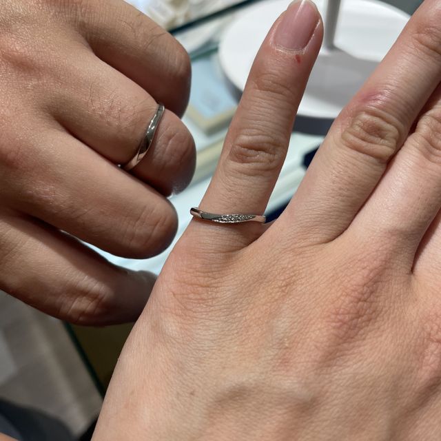 【canal4℃(カナルヨンドシー)の口コミ】 4°cの指輪を見に行った時に、よりお手頃価格で4℃のアフターサービスも…