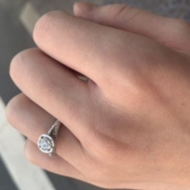 【ブルガリ(BVLGARI)の口コミ】 定番の一粒のものでは物足りなく感じており、様々な店舗をまわりました。…