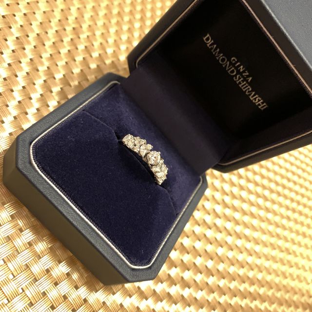 【銀座ダイヤモンドシライシの口コミ】 最初に銀座ダイヤモンドシライシさんのサイトを見て、はじめに目に飛び込…