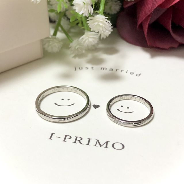 【アイプリモ(I-PRIMO)の口コミ】 ストレートデザインで、ダイアモンドが斜めに入っていて、なおかつライン…