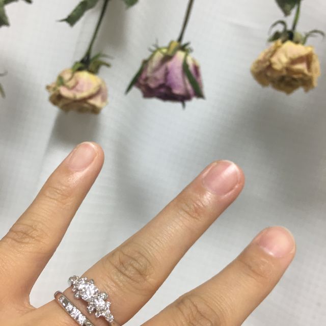 【銀座ダイヤモンドシライシの口コミ】 ①自分の性格と指輪のデザインがマッチしているところ。これが1番の決め手…