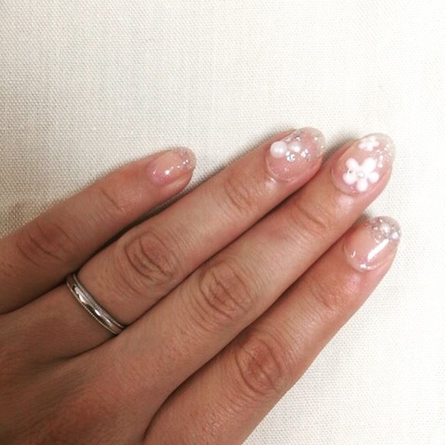 【4℃ BRIDAL(ヨンドシーブライダル)の口コミ】 結婚指輪の購入ということで、毎日身につけるものになるのでシンプルで、…