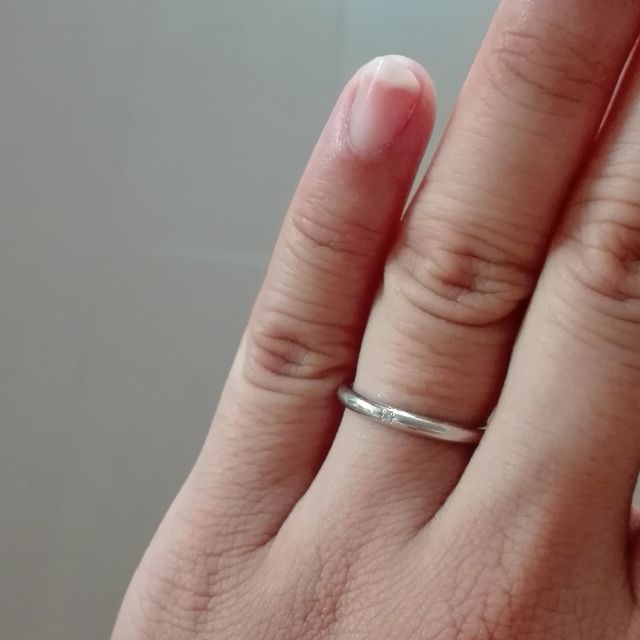 【CHER LUV(シェールラブ)の口コミ】 ペアで同じブランド、同じシリーズが良かったのでこれにしました。太さも…