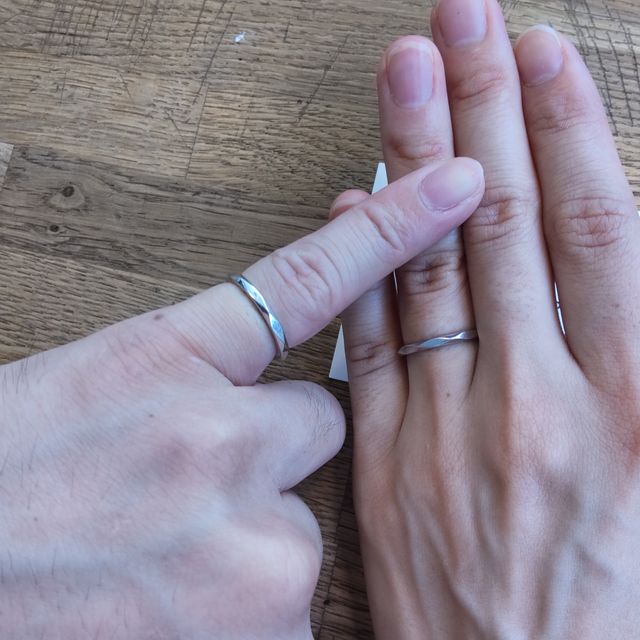 【CRAFY(クラフィ)の口コミ】 手作りなので、デザイン・テイスト・素材が自由に選べます。入籍日に2人で…