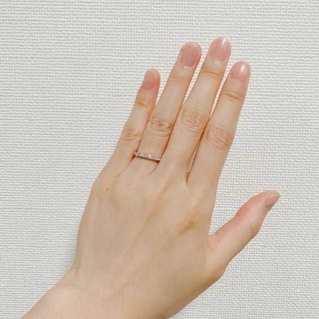 【4℃ BRIDAL(ヨンドシーブライダル)の口コミ】 希望のデザインは当初なく、当日みて決めました。予算内で、プラチナで、…