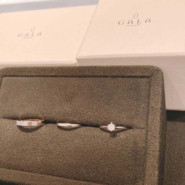 【GALA JEWELRY(ガラジュエリー)の口コミ】 男性側のデザインがいやらしく無く、それでもって他と被らずシンプルでか…