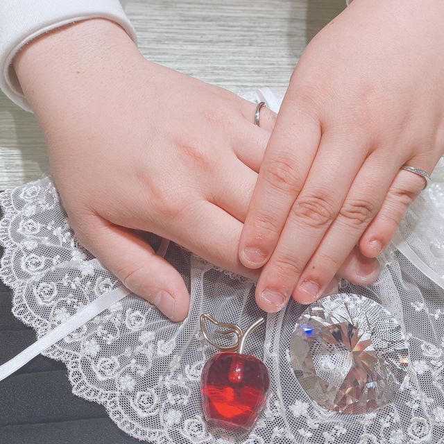 【TRECENTI(トレセンテ)の口コミ】 着け心地の良さとデザインに惹かれました。丸みのある優しい印象のウェー…