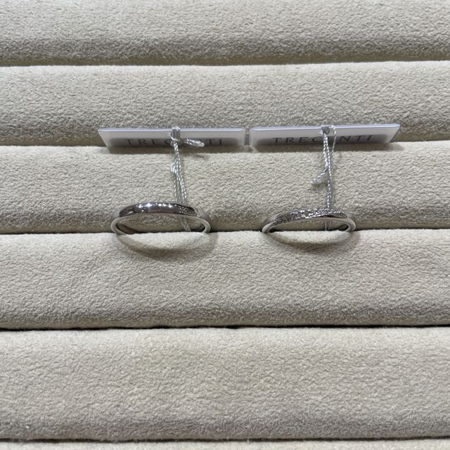 【TRECENTI(トレセンテ)の口コミ】 やはり角が丸まっているので、つけ心地が優しくて良いなと思い指輪を決め…