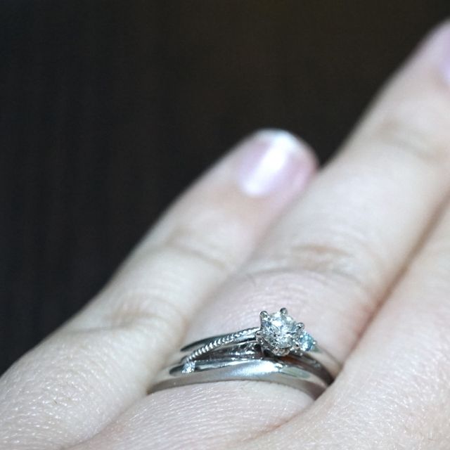 【ケイウノ ブライダル(K.UNO BRIDAL)の口コミ】 婚約指輪はデザイナーさんがその場でいくつか書いてくださり、要望にも応…