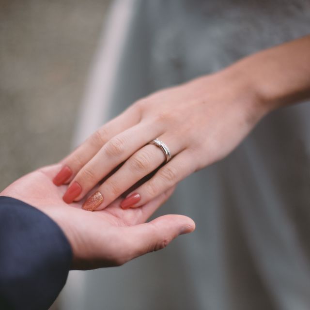 【ORECCHIO(オレッキオ)の口コミ】 エメラルドカットがどうしても欲しかったのでオレッキオ一択でした！
婚約…