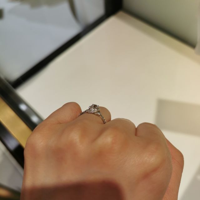 【ショーメ(CHAUMET)の口コミ】 ずっとショーメのリアンに憧れており、婚約指輪は好きなものを選んでいい…