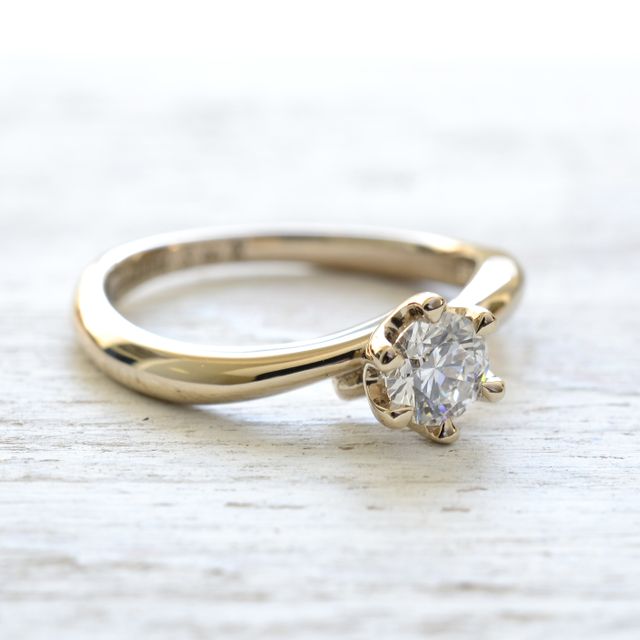 【湘南彫金工房 andfuseの口コミ】 一生に一度のプロポーズに相応しい指輪を探していました。人気のブランド…