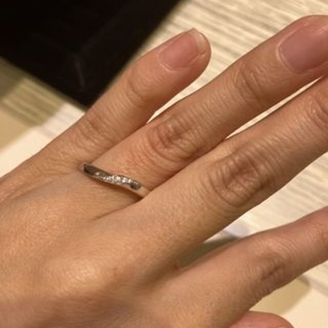 【TRECENTI(トレセンテ)の口コミ】 ダイヤモンドの質にこだわっていて、とても輝きがきれいなダイヤモンドで…