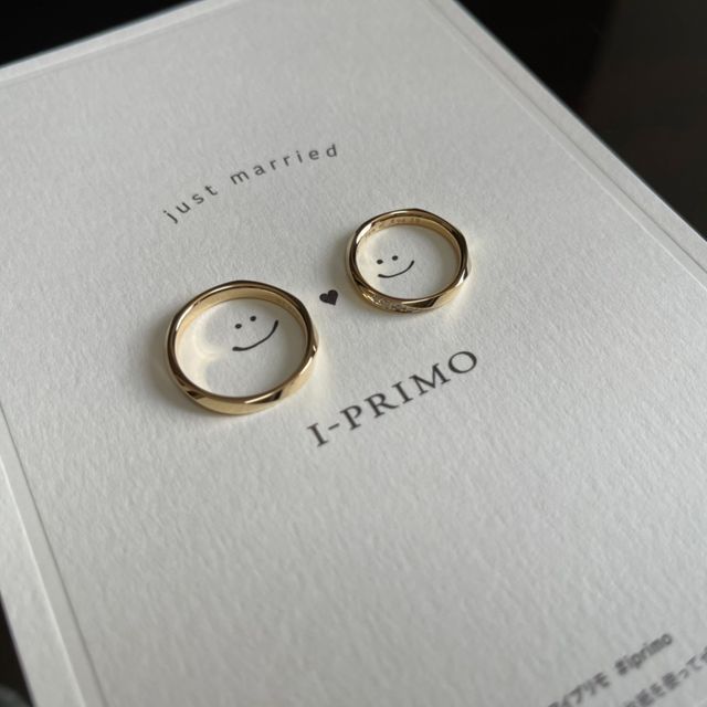 【アイプリモ(I-PRIMO)の口コミ】 デザインはシンプルかつ上品で存在感のあるものにしました。女性用は真ん…