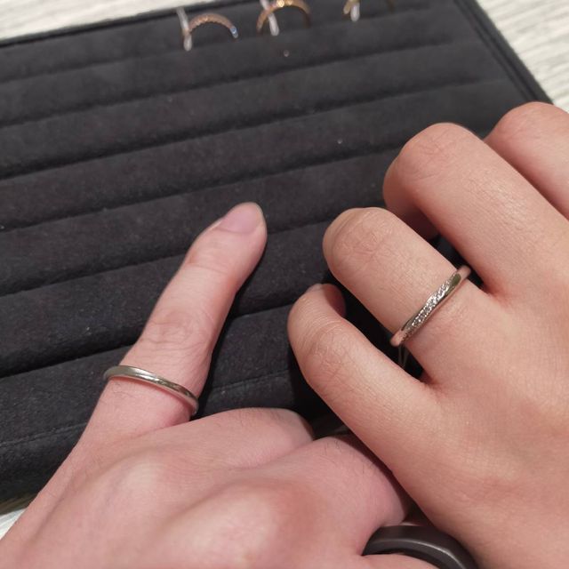 【TRECENTI(トレセンテ)の口コミ】 デザインがシンプルかつ上品でつけ心地もよく、なめらかで他のブランドに…